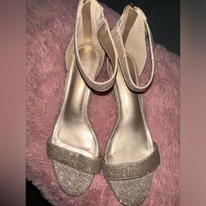 HEELS AMAZON 10 WIDE